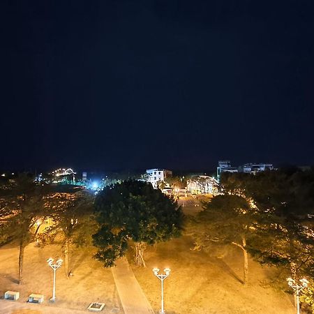 Tainan Julie'S Garden 峰情文旅 Hotel Anping Bagian luar foto