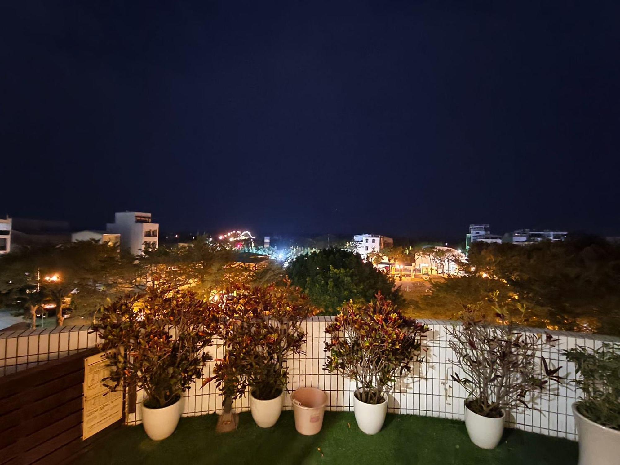 Tainan Julie'S Garden 峰情文旅 Hotel Anping Bagian luar foto