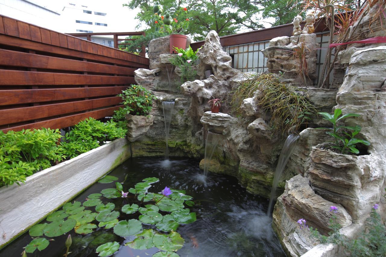 Tainan Julie'S Garden 峰情文旅 Hotel Anping Bagian luar foto
