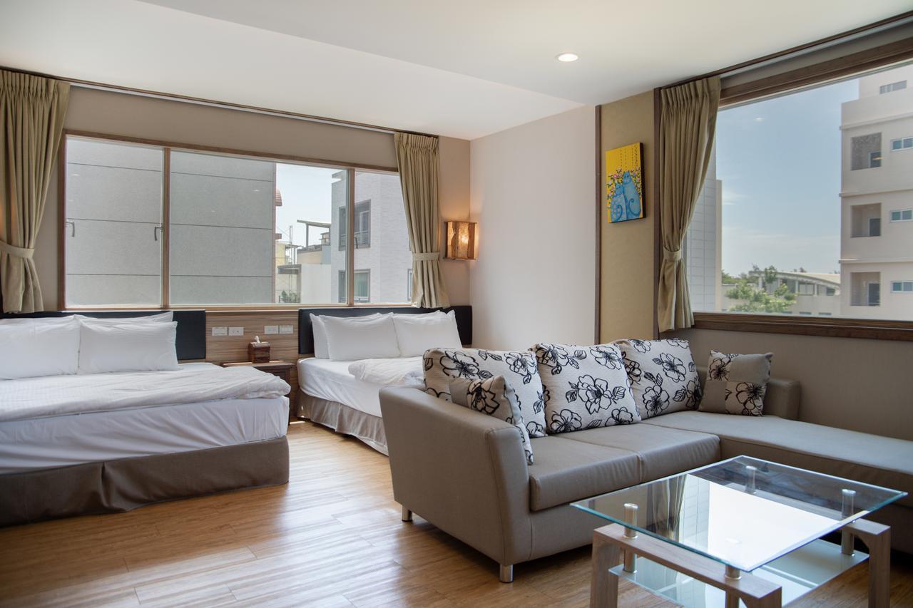 Tainan Julie'S Garden 峰情文旅 Hotel Anping Bagian luar foto